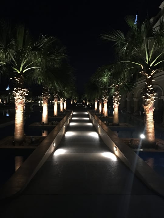 Gartenanlage Titanic Royal