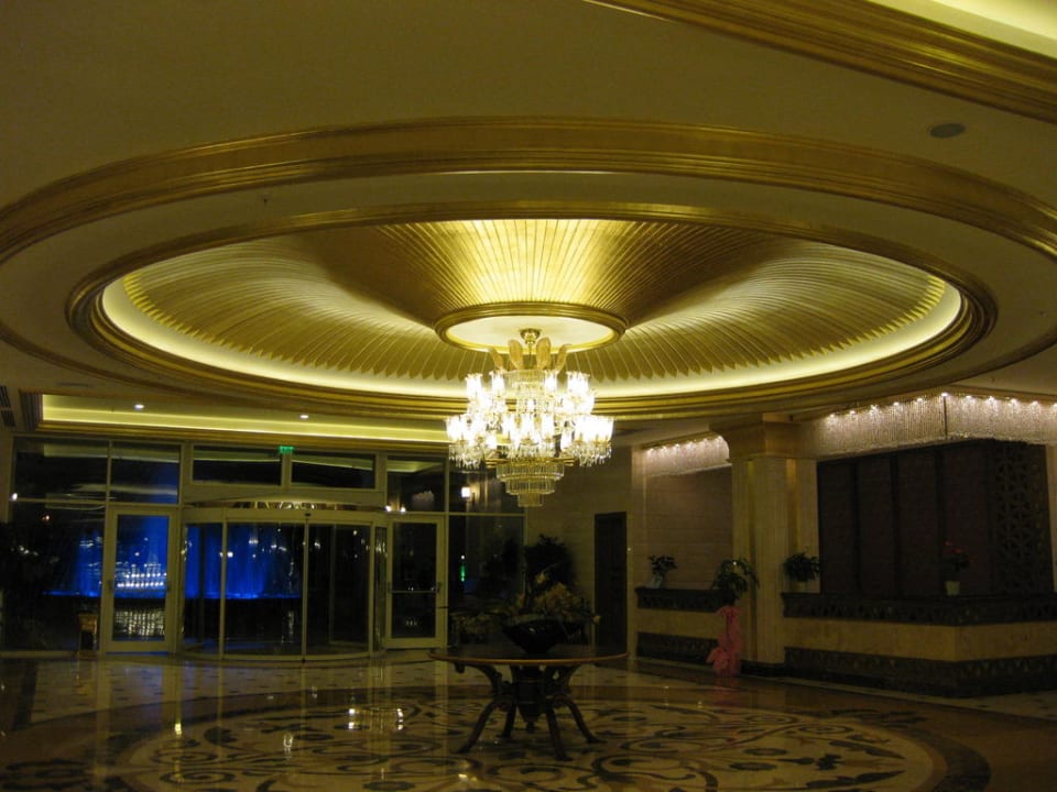 Imposante Decke und Beleuchtung Diamond Excellence Resort & Spa