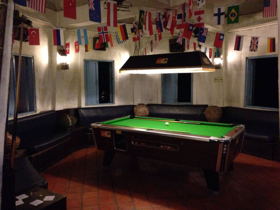 Billiard in der Bar Cape Panwa Hotel