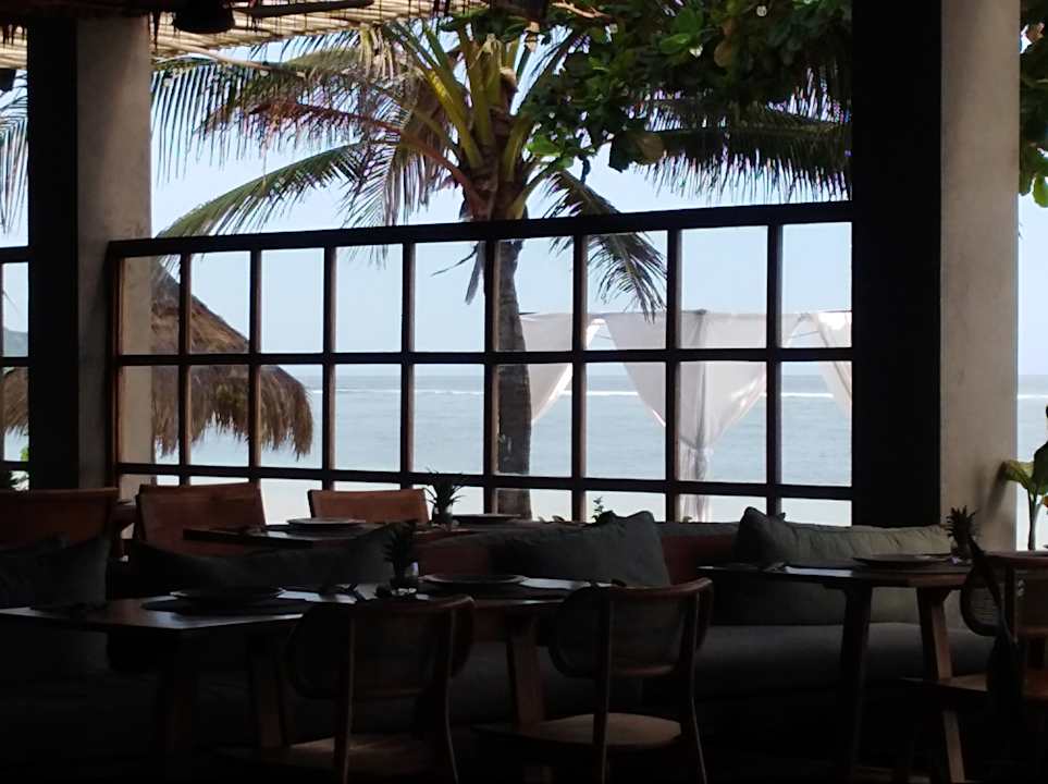 Gastro Amber Lombok Beach Resort