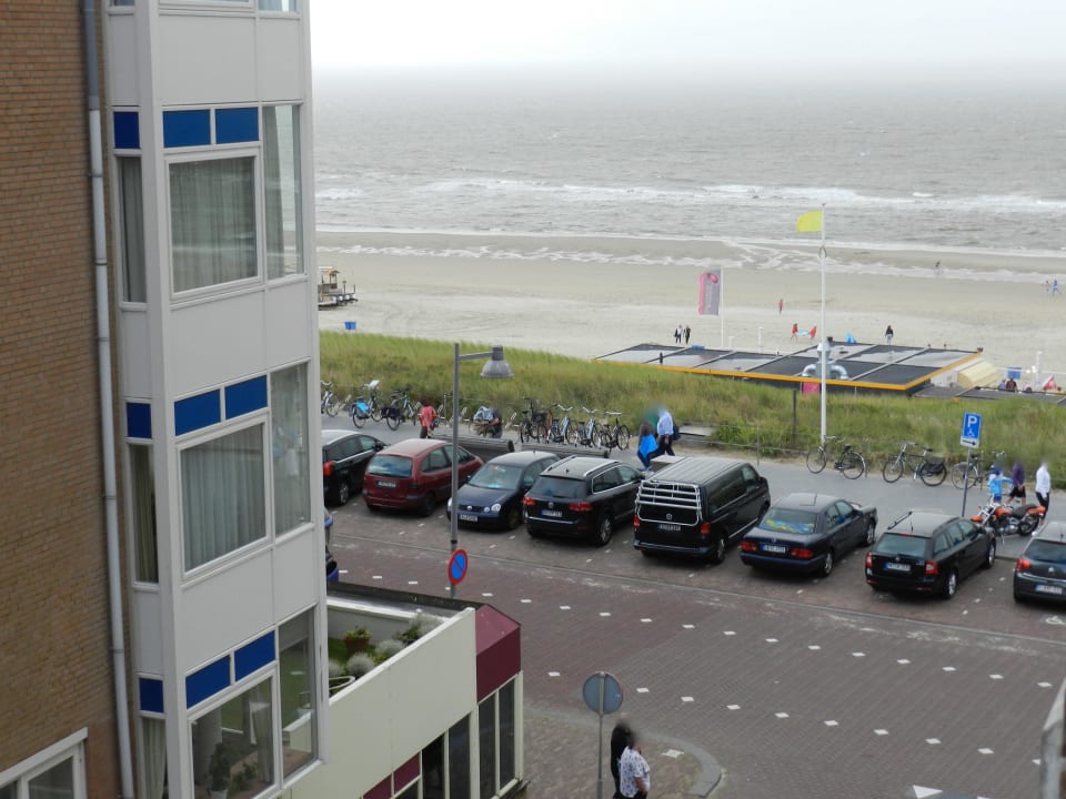 Seitenausblick von unserem Balkon Strandhotel Golfzang