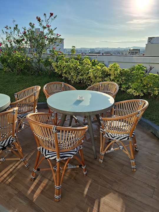 Gastro Holiday Inn Express Pattaya Central