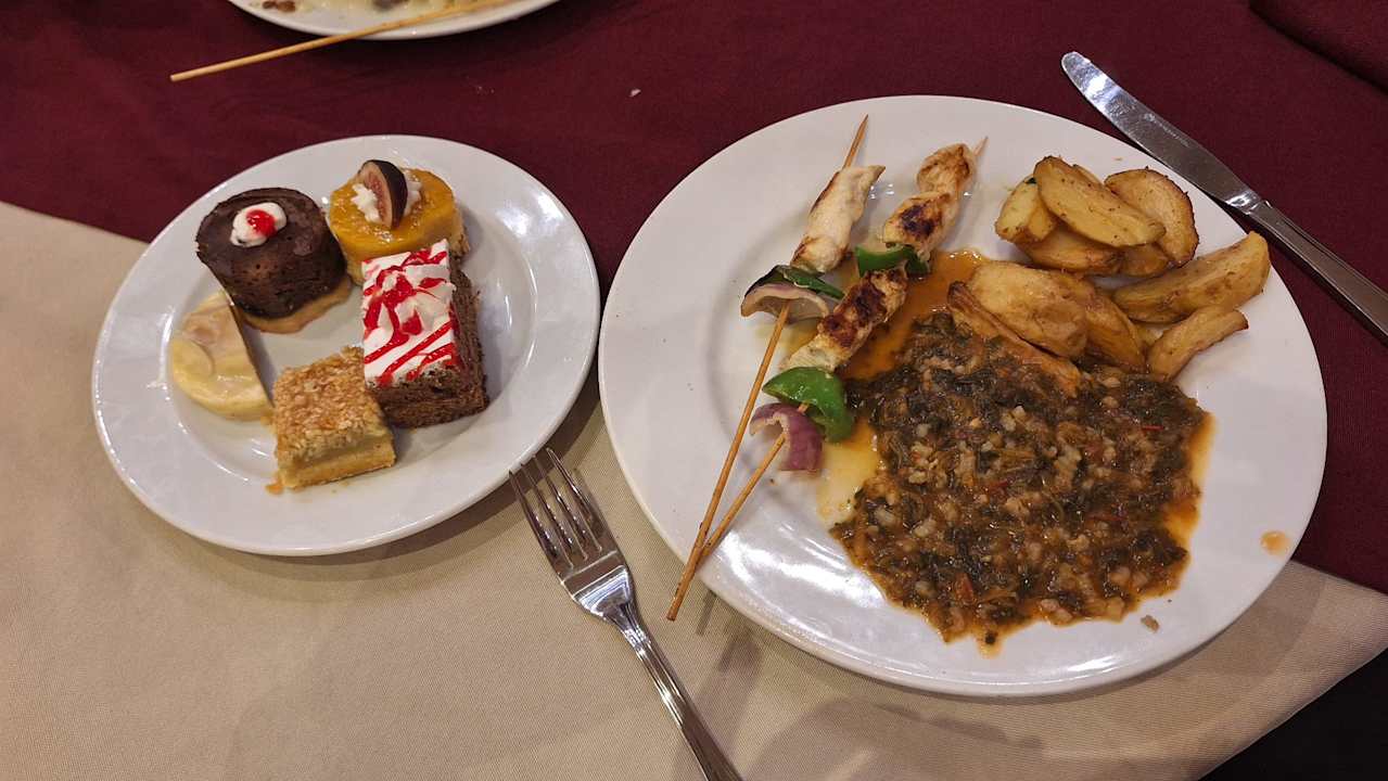 Gastro Coral Hills Resorts & SPA