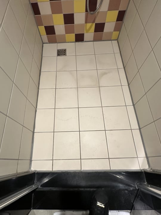 Zimmer ROBINSON ÇAMYUVA
