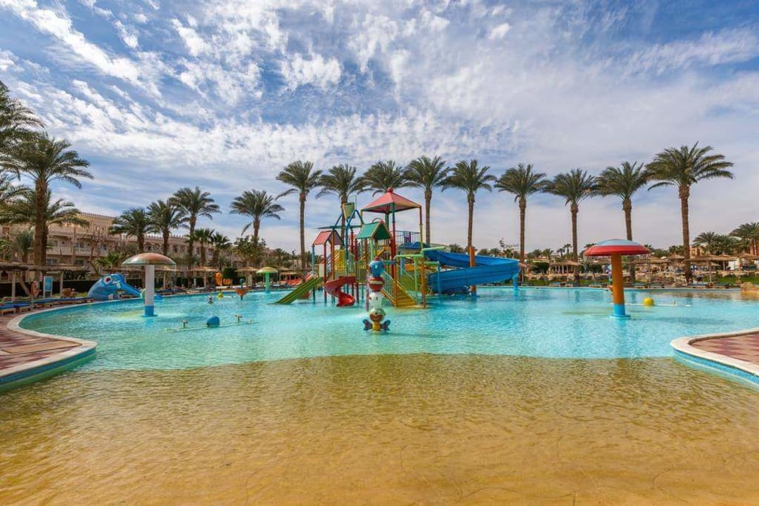 Pool Beach Albatros Resort