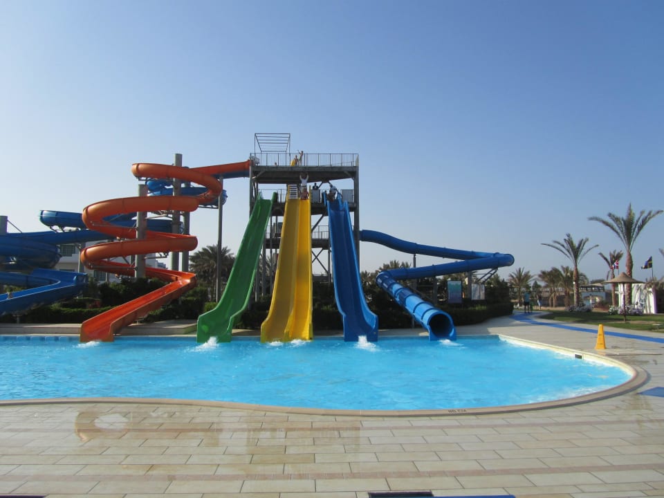 Jeden z aquaparków JAZ Aquamarine Resort