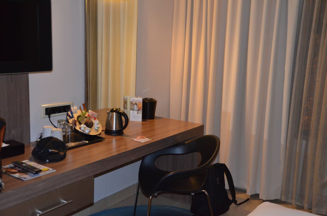 Kaffee, Tee Ecke Hotel Peermont Metcourt Suites at Emperors Palace