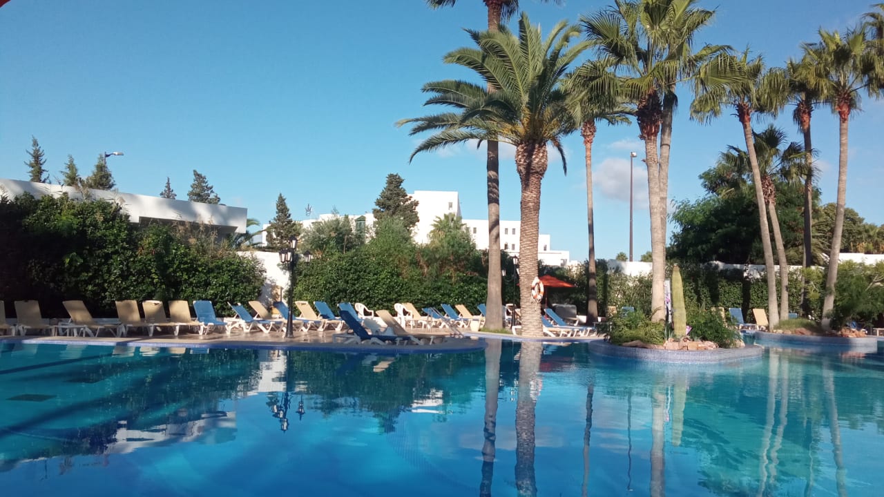 Pool Hotel Nesrine