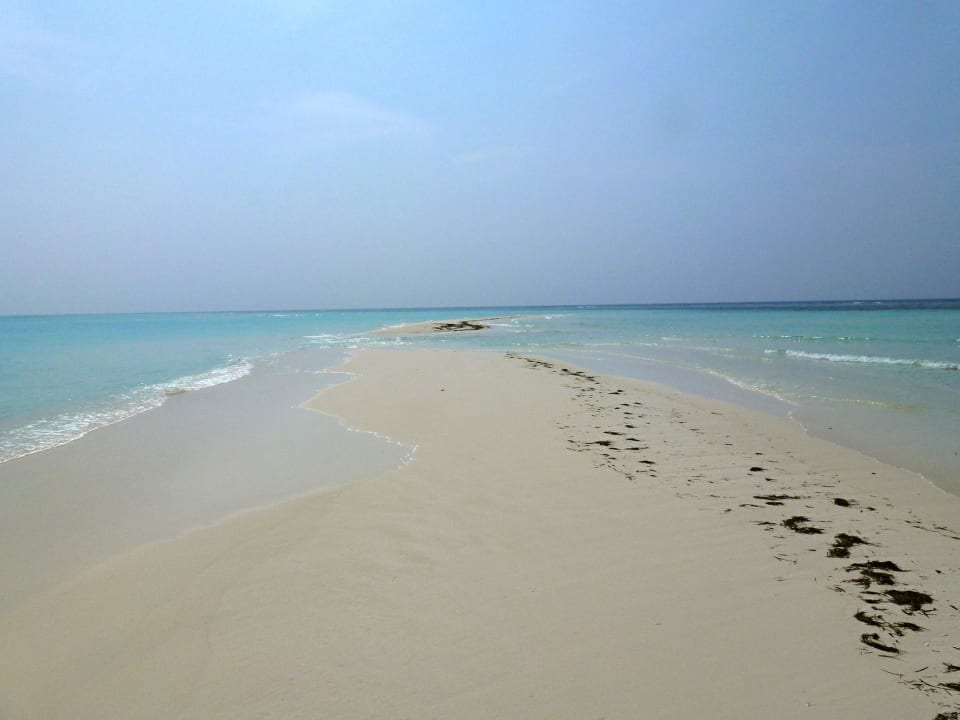 Strand Kuredu Island Resort & Spa