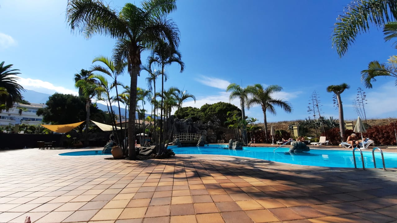 Pool Apartments Playa de los Roques