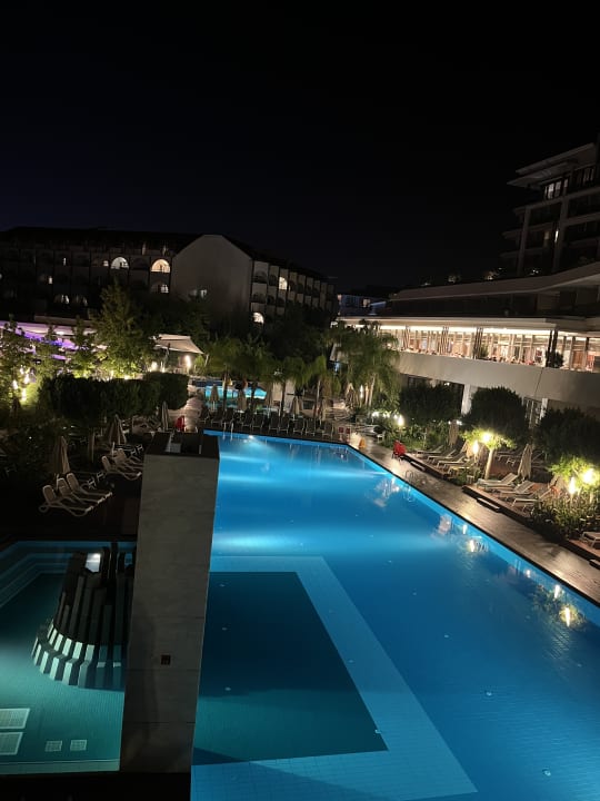 Pool The Sense Deluxe Hotel