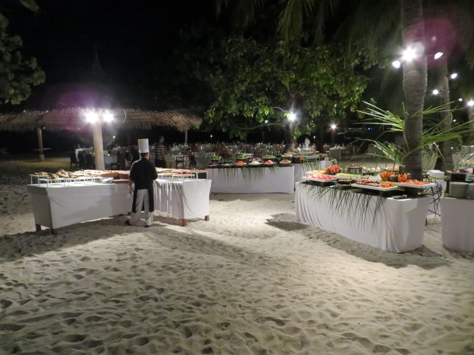 Wöchentliches Stranddinner ananea Diamonds Athuruga