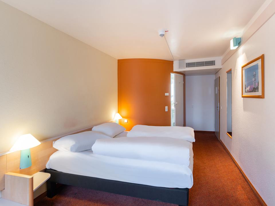 Zimmer B&B HOTEL Wuppertal-City