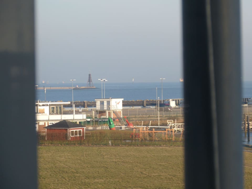 Ausblick vom Schlafzimmer Haus Residenz am Yachthafen Hamer Ferienappartements