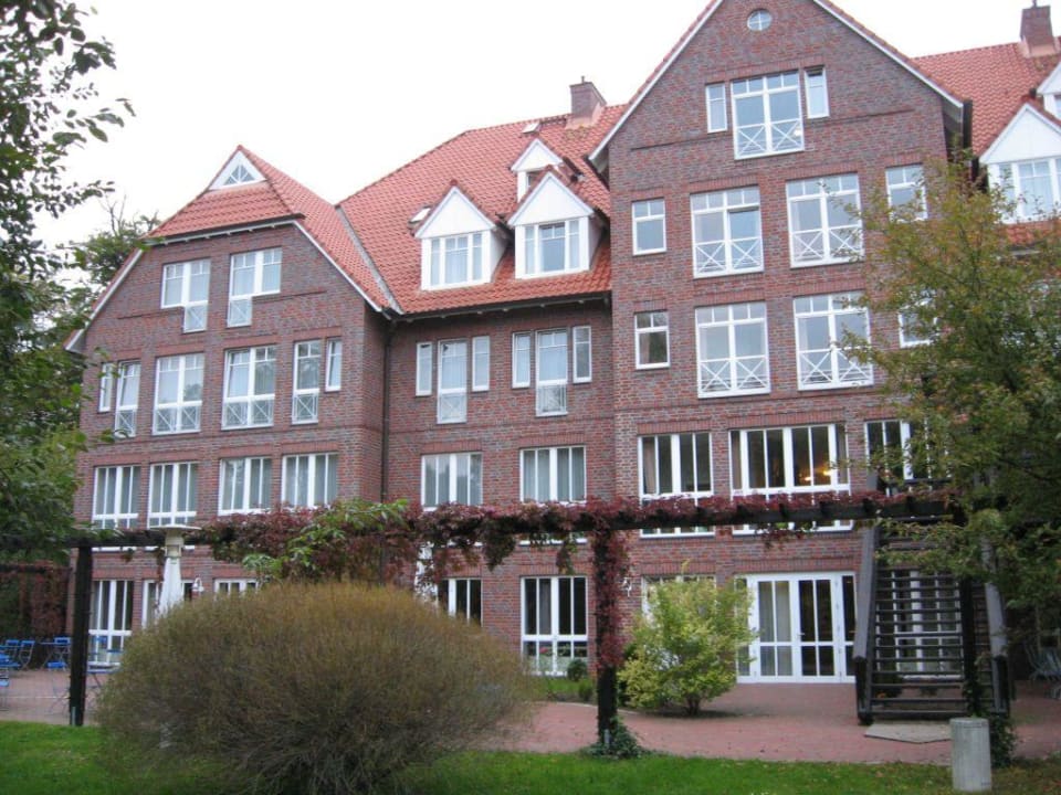 "Blick vom Garten" Park Hotel Fasanerie (Neustrelitz) • HolidayCheck