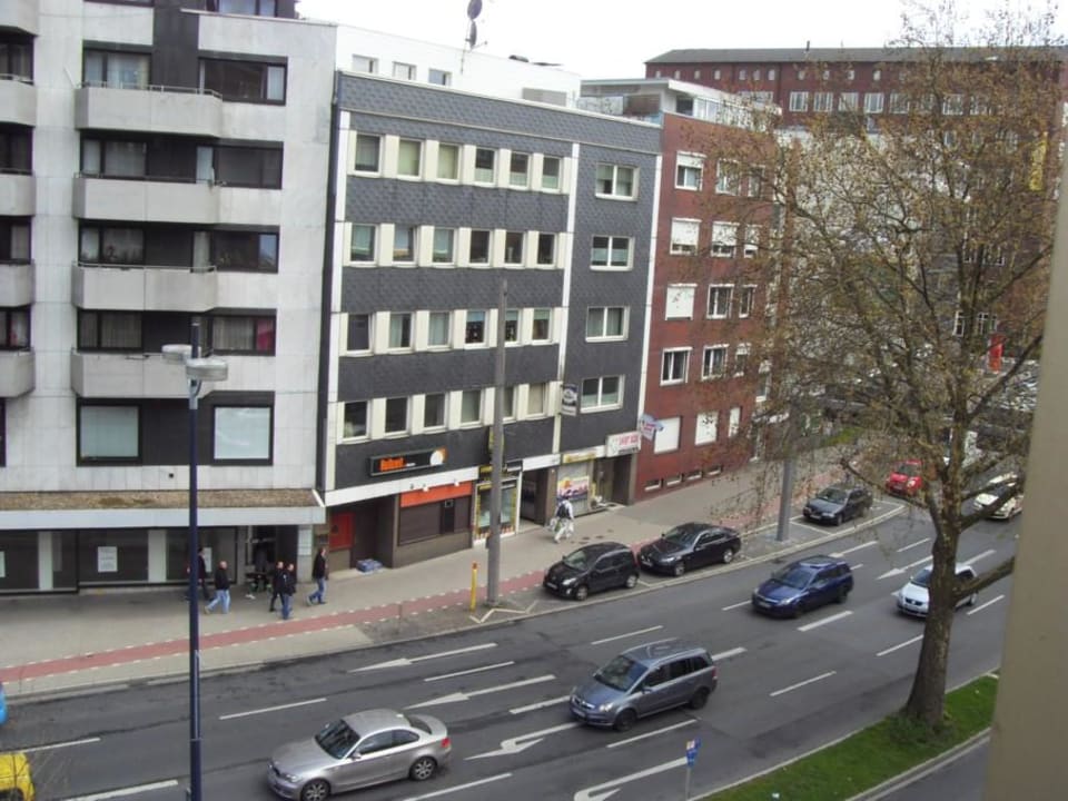 Blick aus dem Fenster. Hotel Unique Dortmund Hauptbahnhof