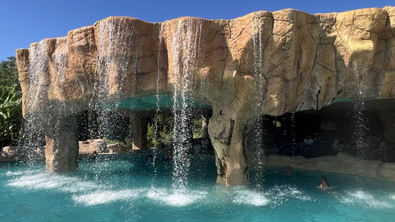 Pool Sunrise Resort Hotel