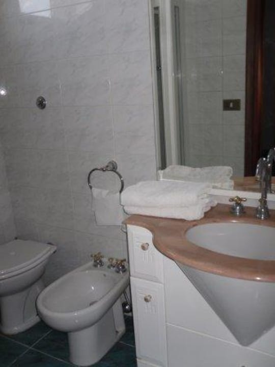 Das Bad Hotel Aragonese