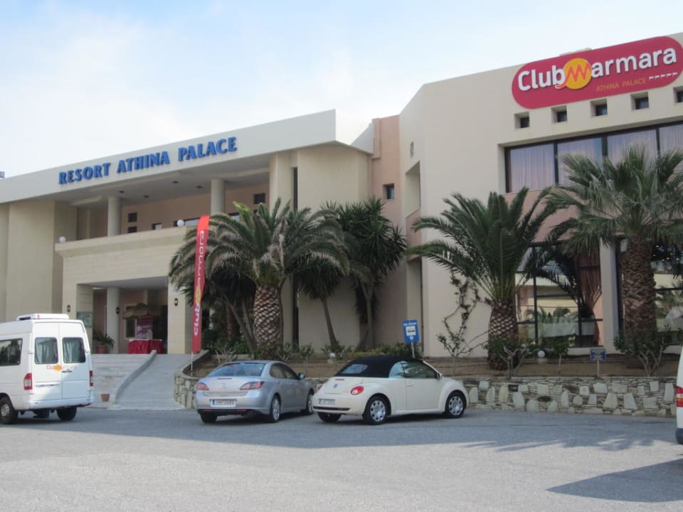 Entrée Athina Palace Resort & Spa