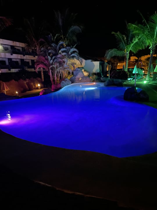 Pool R2 Romantic Fantasia Suites - Adults only