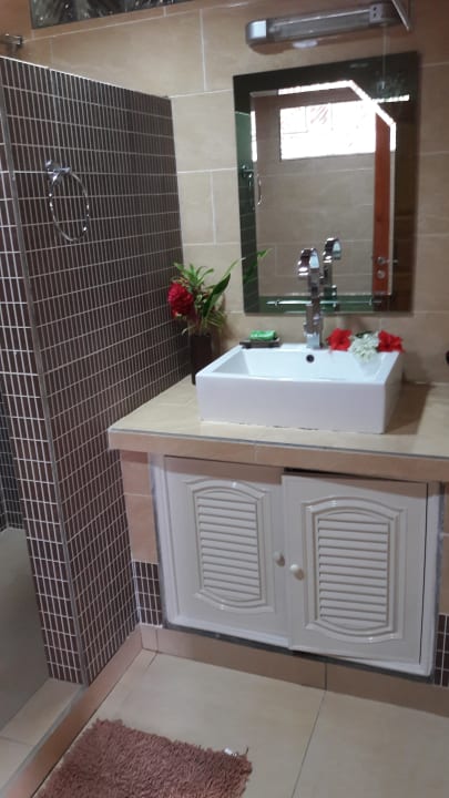 Zimmer Sea View Lodge