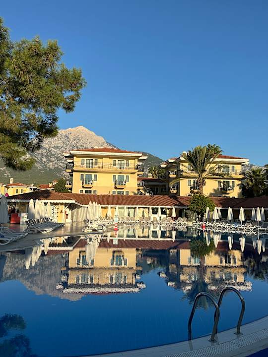 Außenansicht Club Hotel Phaselis Rose