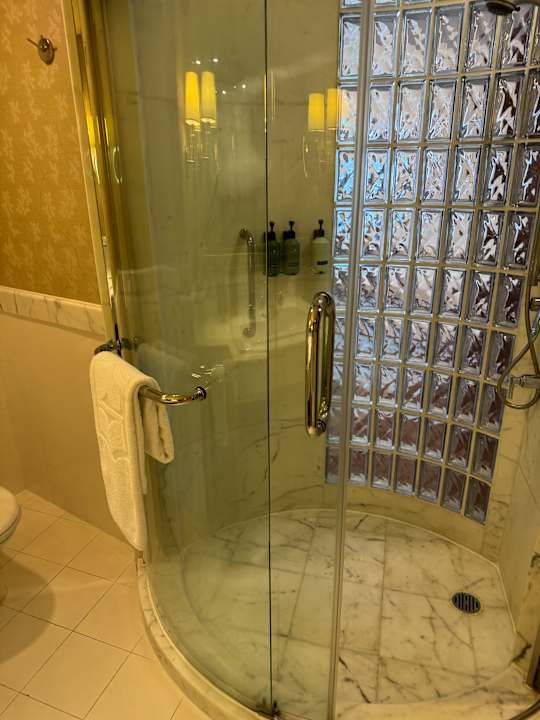 Zimmer Shangri-La Hotel, Bangkok