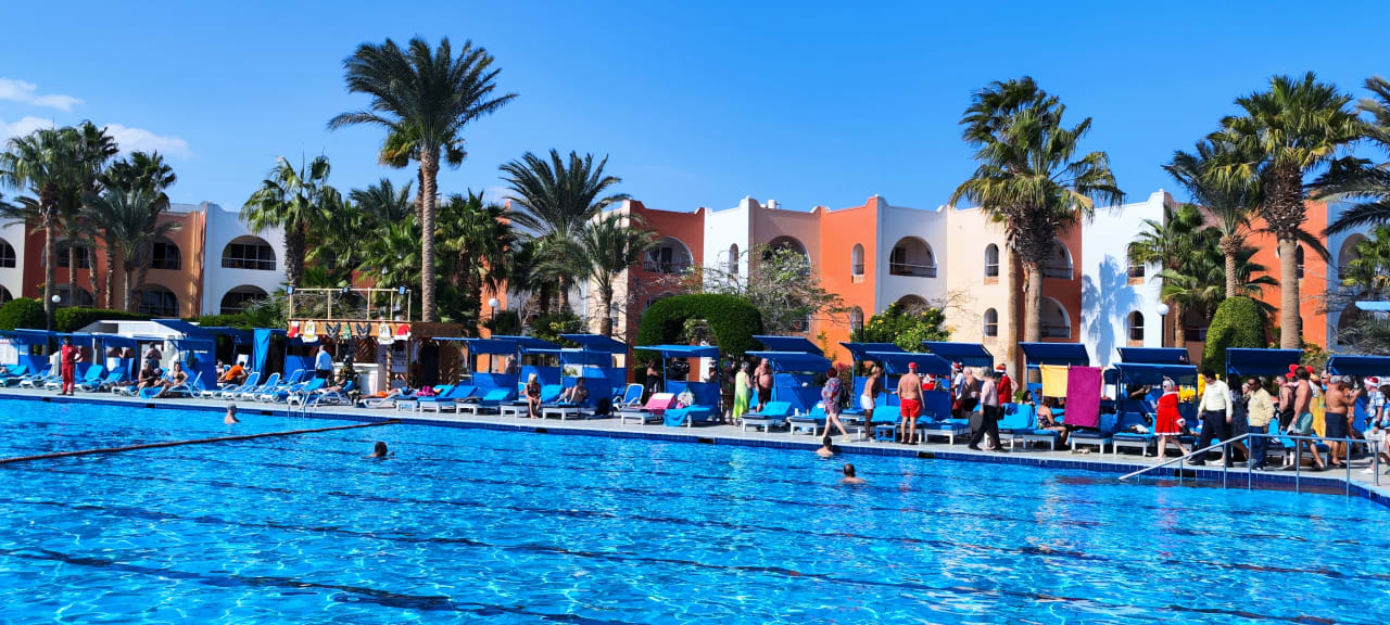 Pool Arabia Azur Resort