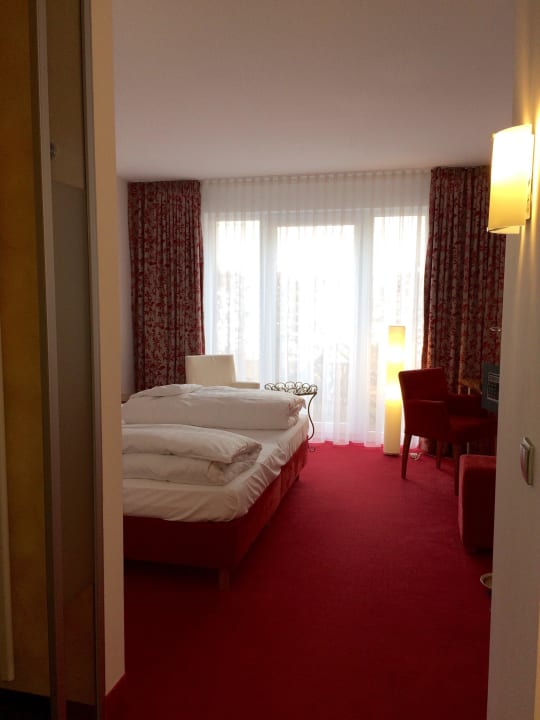 Superior Zimmer rot  Wohlfühlhotel Rabenhorst