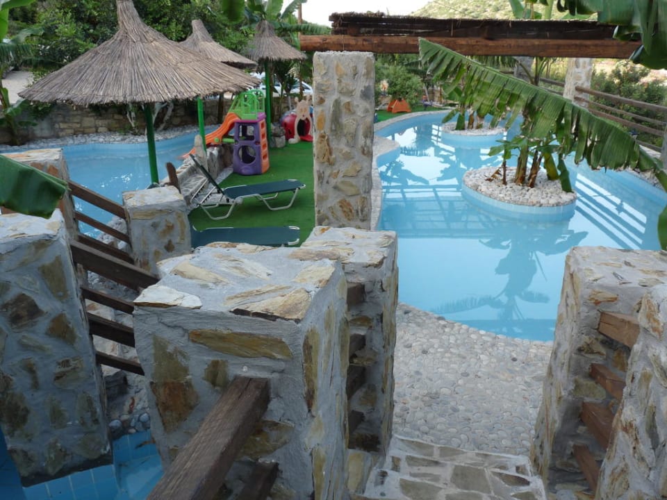 Kids pool Stone Village Petrino Horio