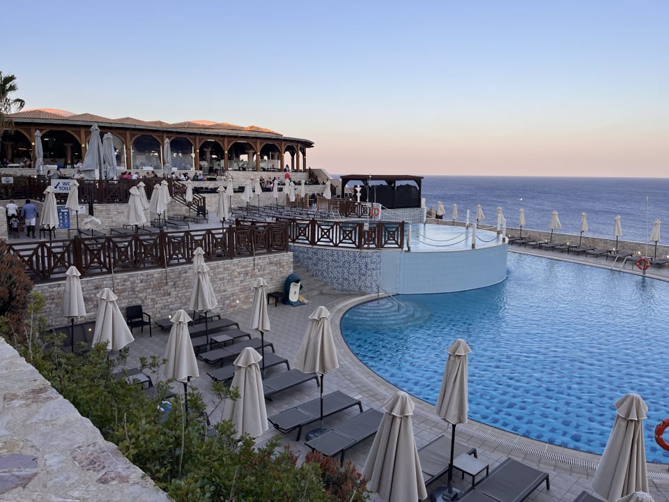 Außenansicht Hotel Kalithea Horizon Royal