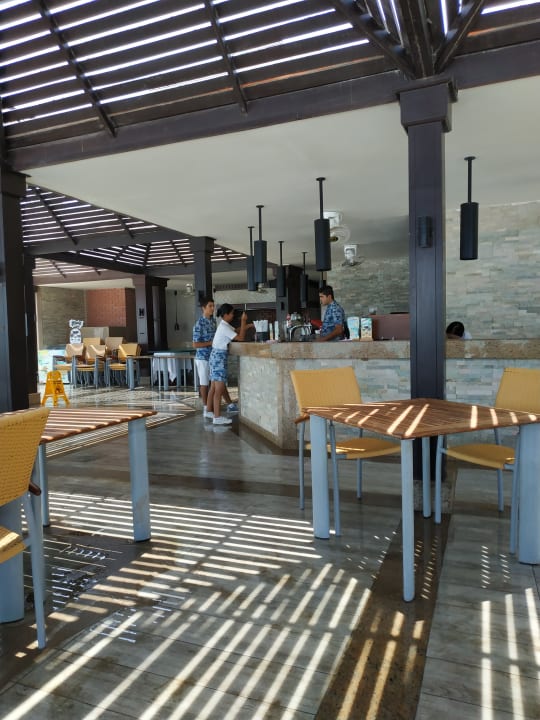 Strand Miramar Al Aqah Beach Resort