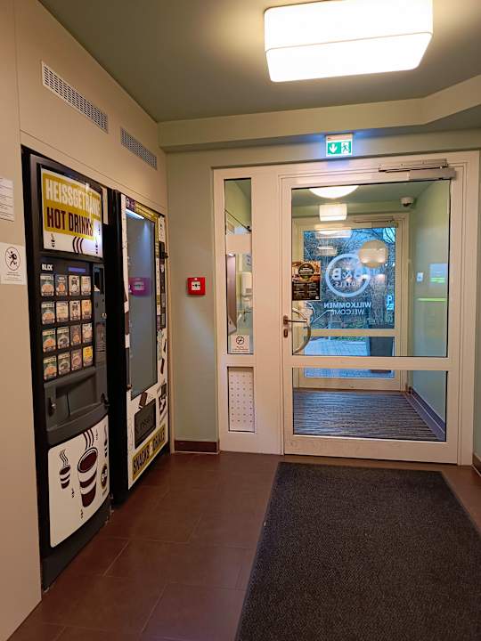 Lobby B&B Hotel Koblenz-City