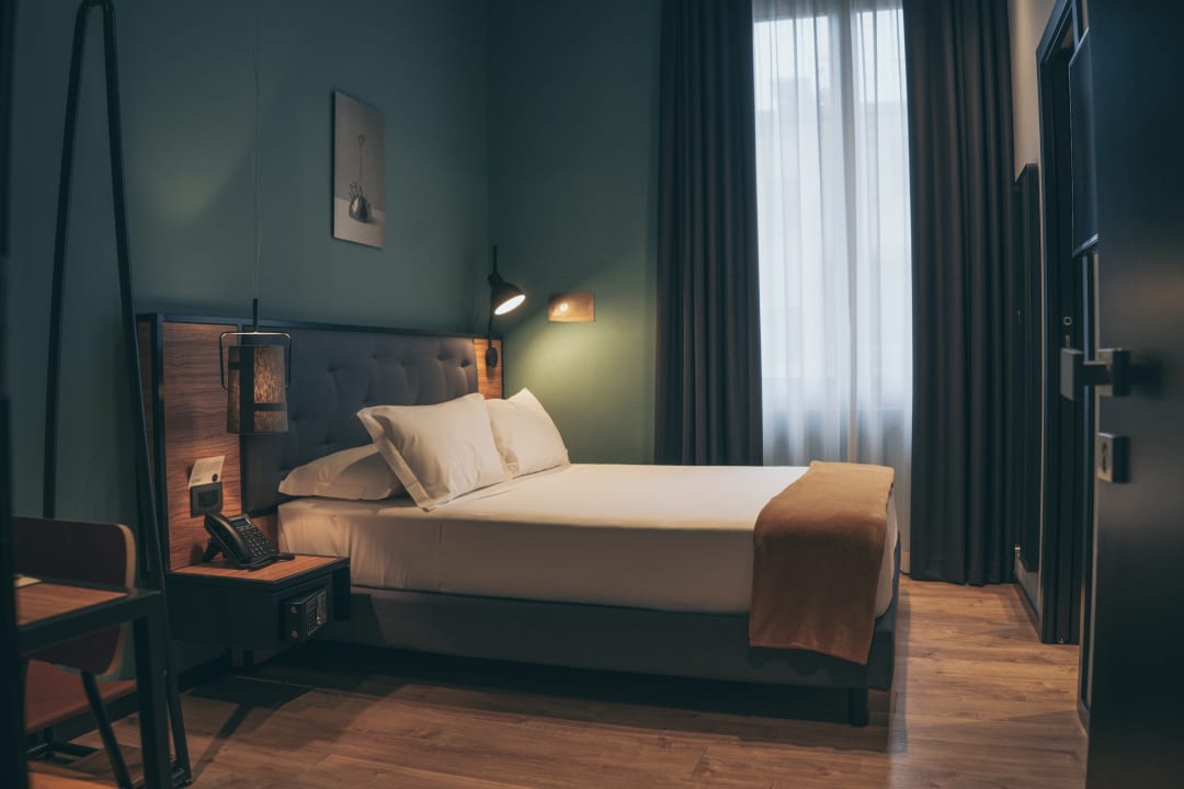 Zimmer The Poet Hotel