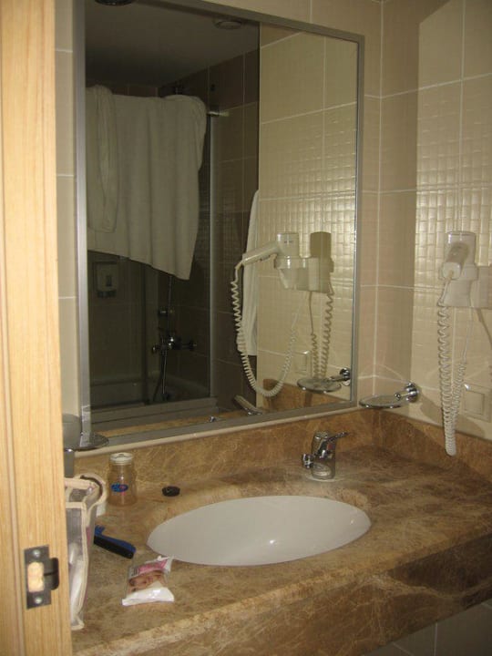 Badezimmer vom Zimmer 2434 Sunis Kumköy Beach Resort Hotel & Spa