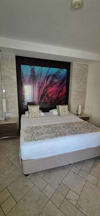 Zimmer Blue Waters Club
