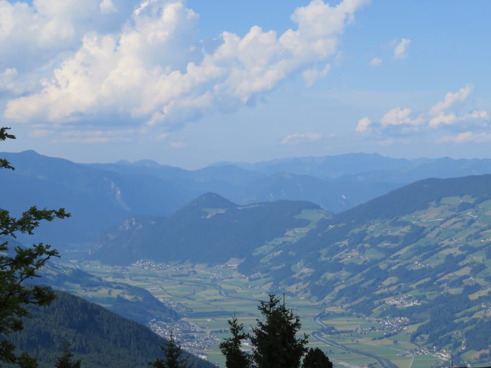 Ausblick Alpin-Ferienwohnungen Hochzillertal