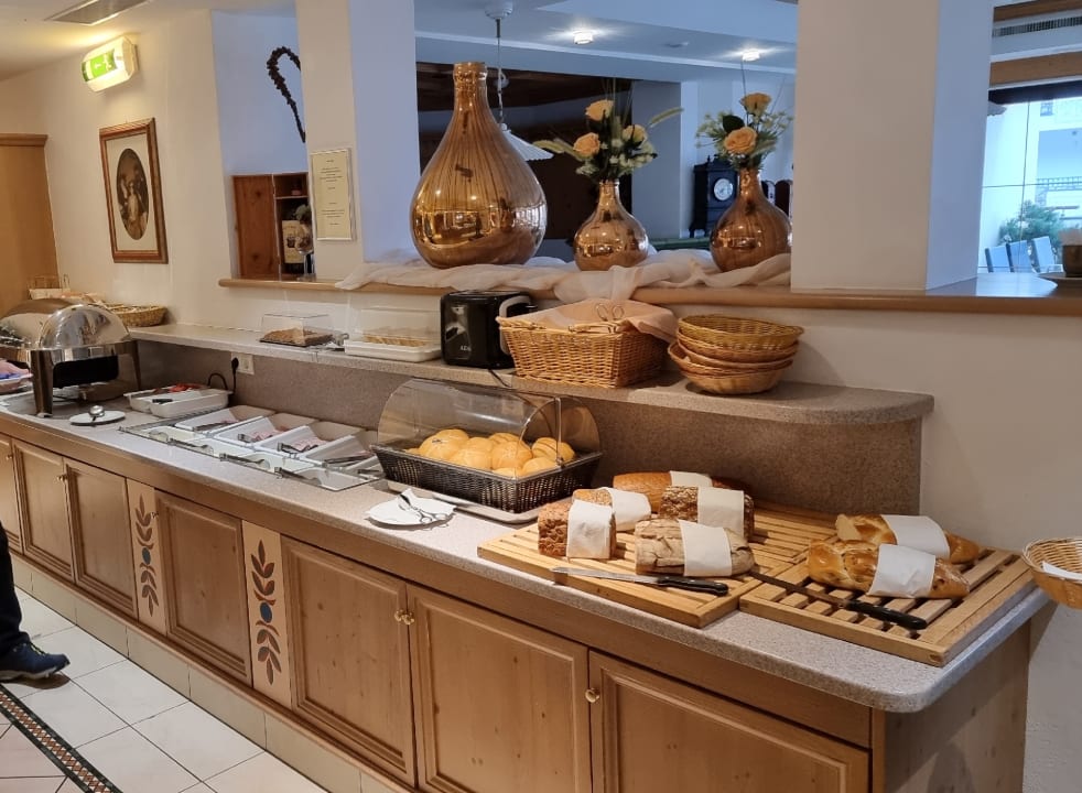 Gastro Hotel Garni Alpenruh-Micheluzzi