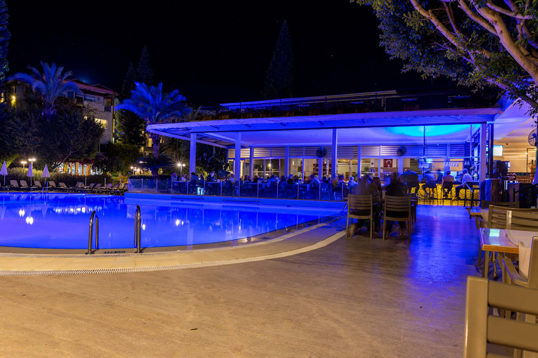 Pool Hotel Gardenia Beach