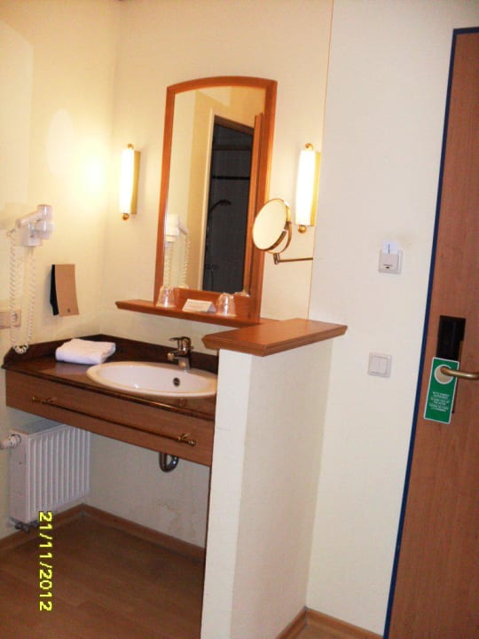 Waschbecken im Zimmer Precise Resort Rügen