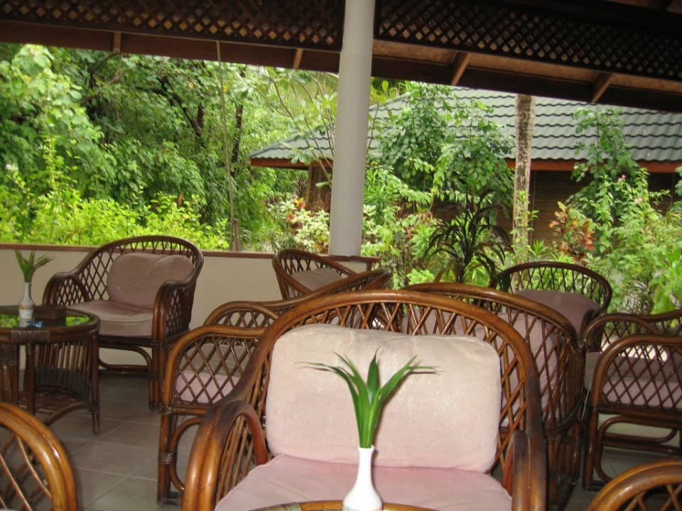 Bar Vilamendhoo Island Resort & Spa