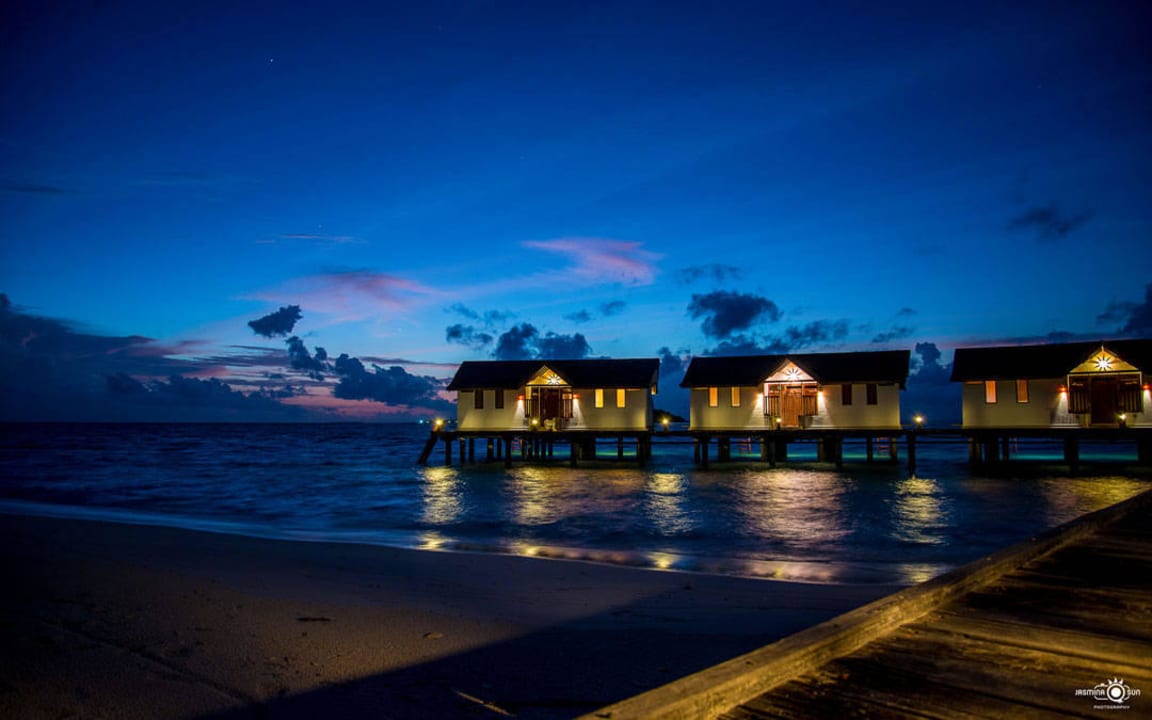 Wasserbungalows  NH Collection Maldives Reethi Resort