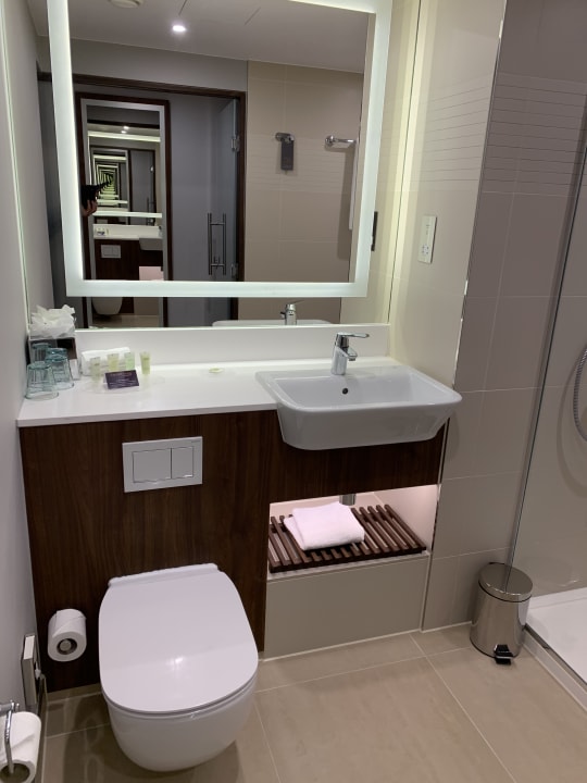 Zimmer Courtyard by Marriott Luton Airport