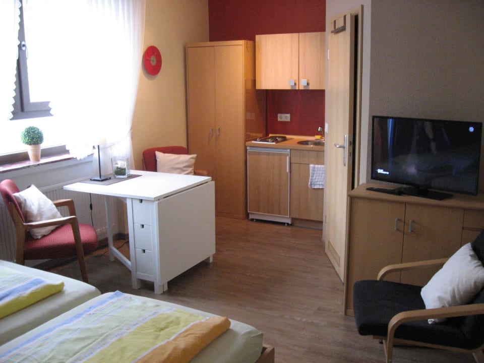 Doppelzimmer - Apartment Pension Taunusblick Ferienwohnung und Apartment