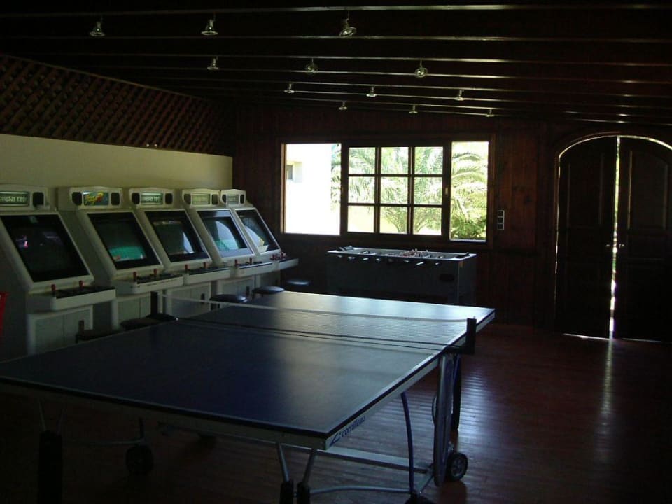 Tischtennis und Spielautomaten Hotel Kalithea Mare Palace