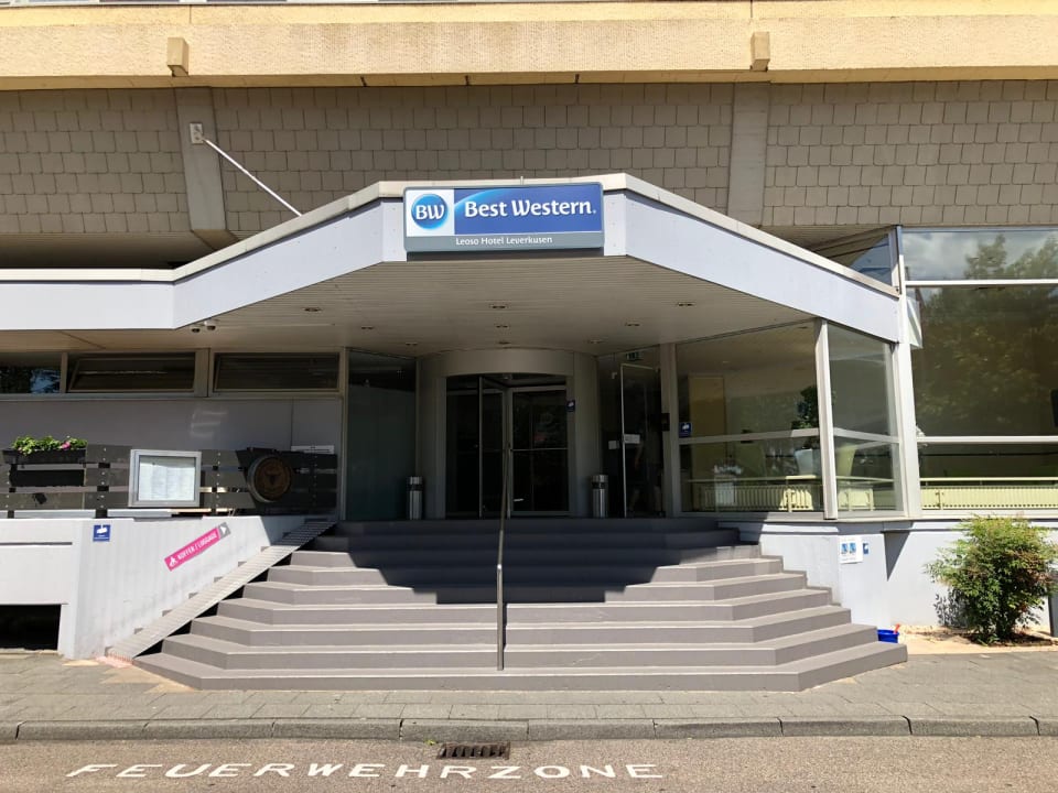 Außenansicht Leoso Hotel Leverkusen