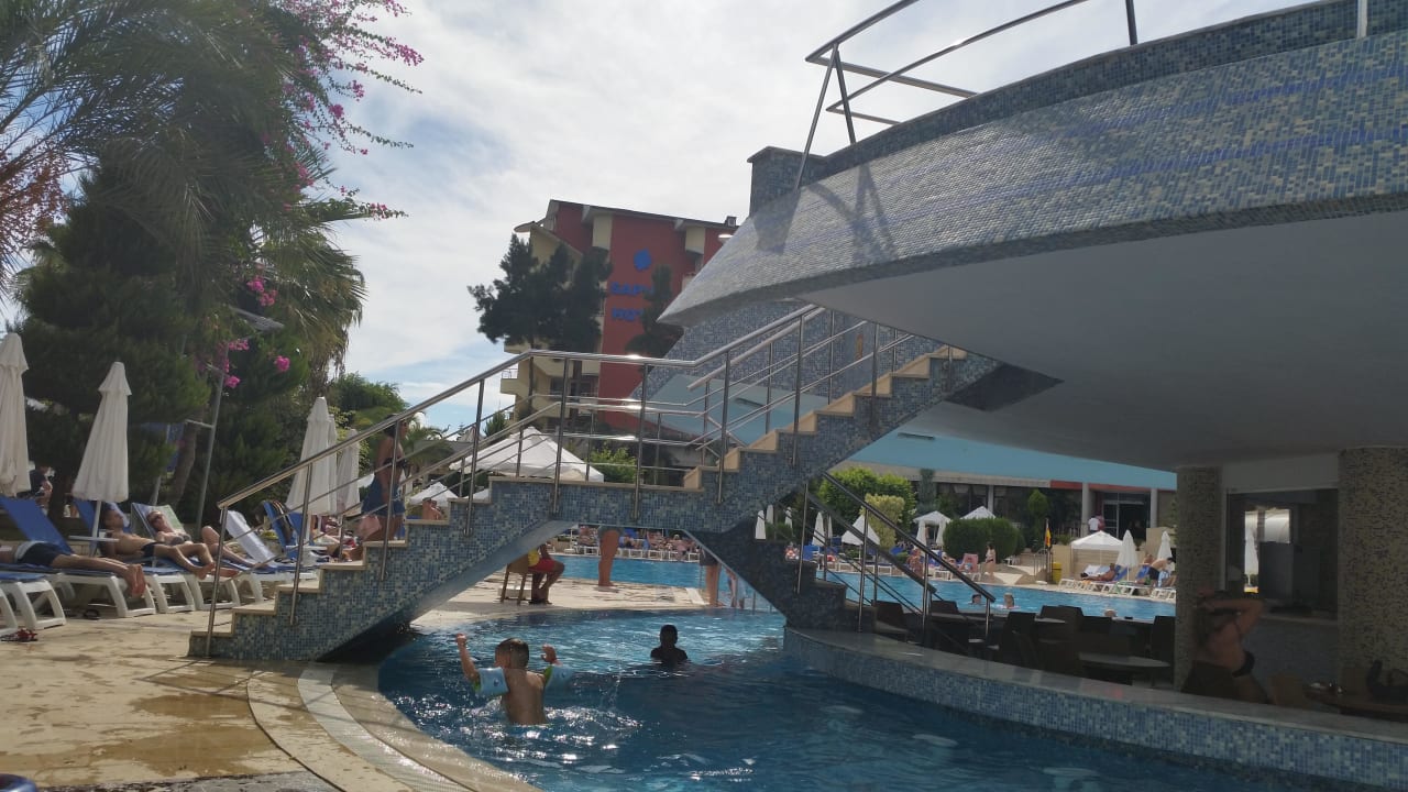 Poolbar Saphir Hotel & Villas