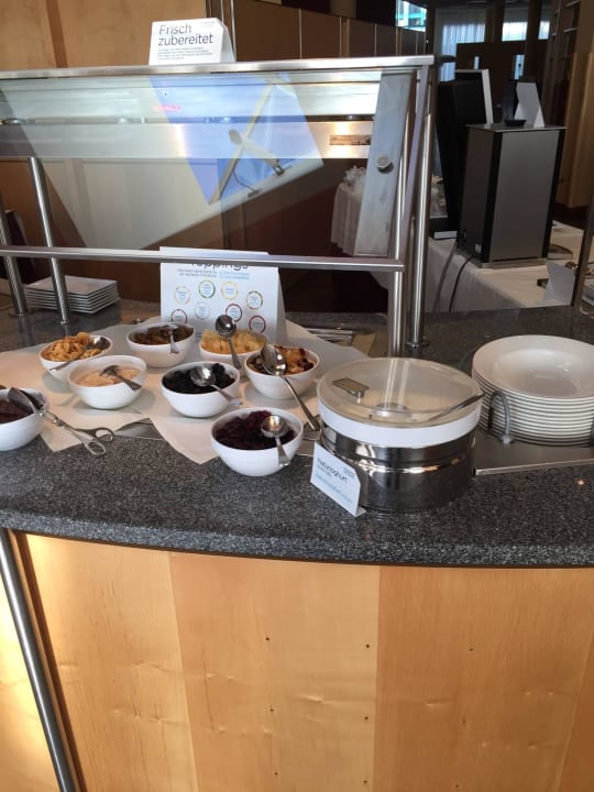 Frühstück Hotel NH Leipzig Messe