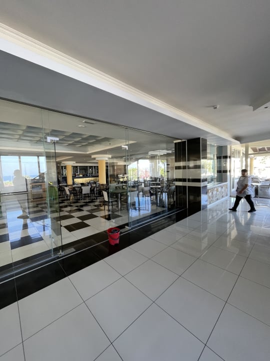 Gastro Hotel Kouros Palace