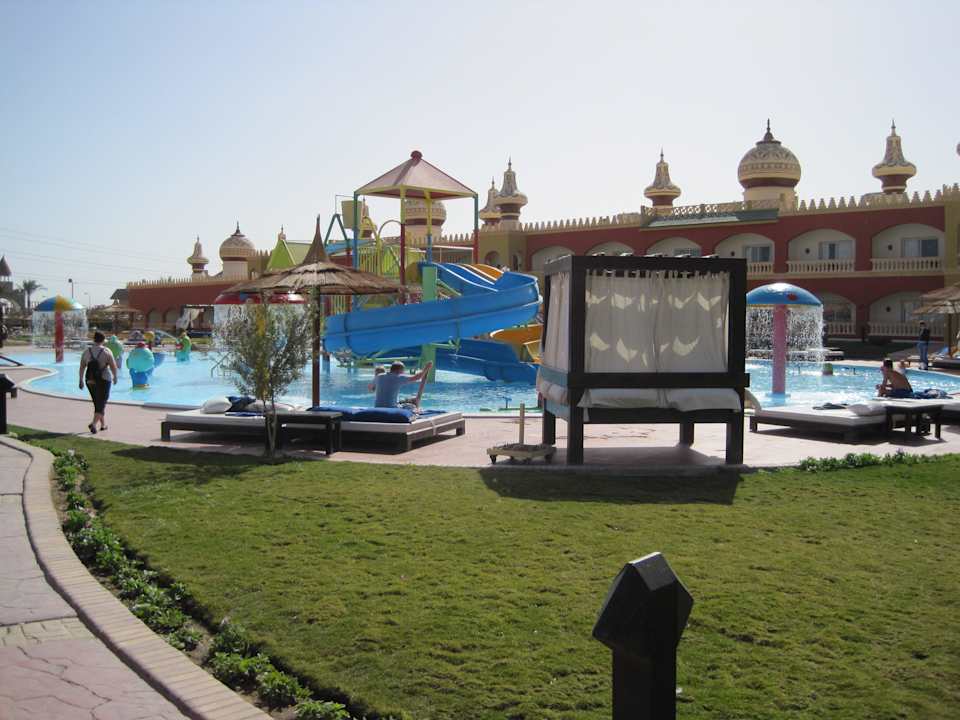 Nächster Pool Pickalbatros Alf Leila Wa Leila Resort - Neverland Hurghada